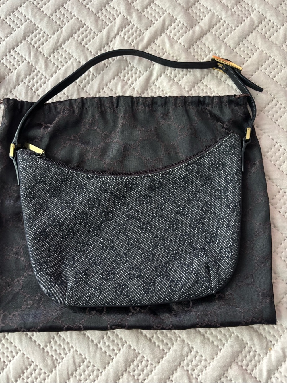 Gucci shoulder bag